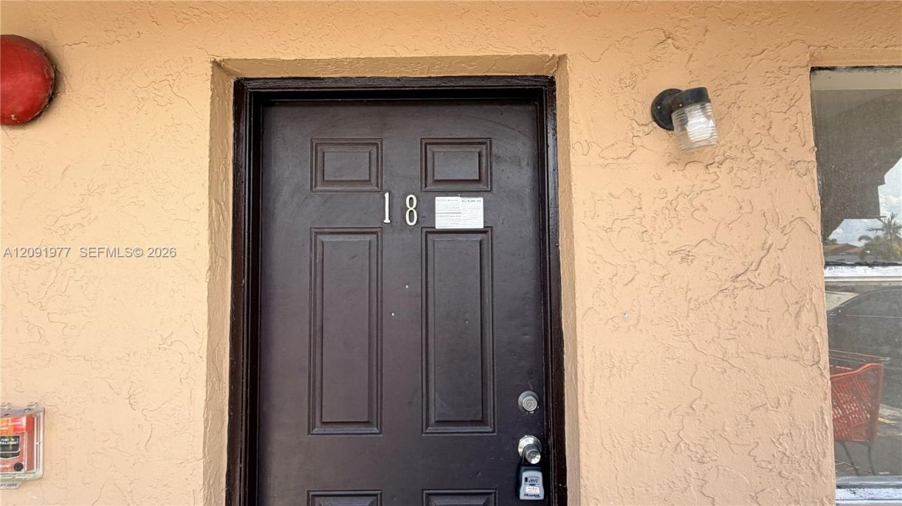 5461 W 24th Ave, Unit 18, Hialeah, FL 33016 Photo