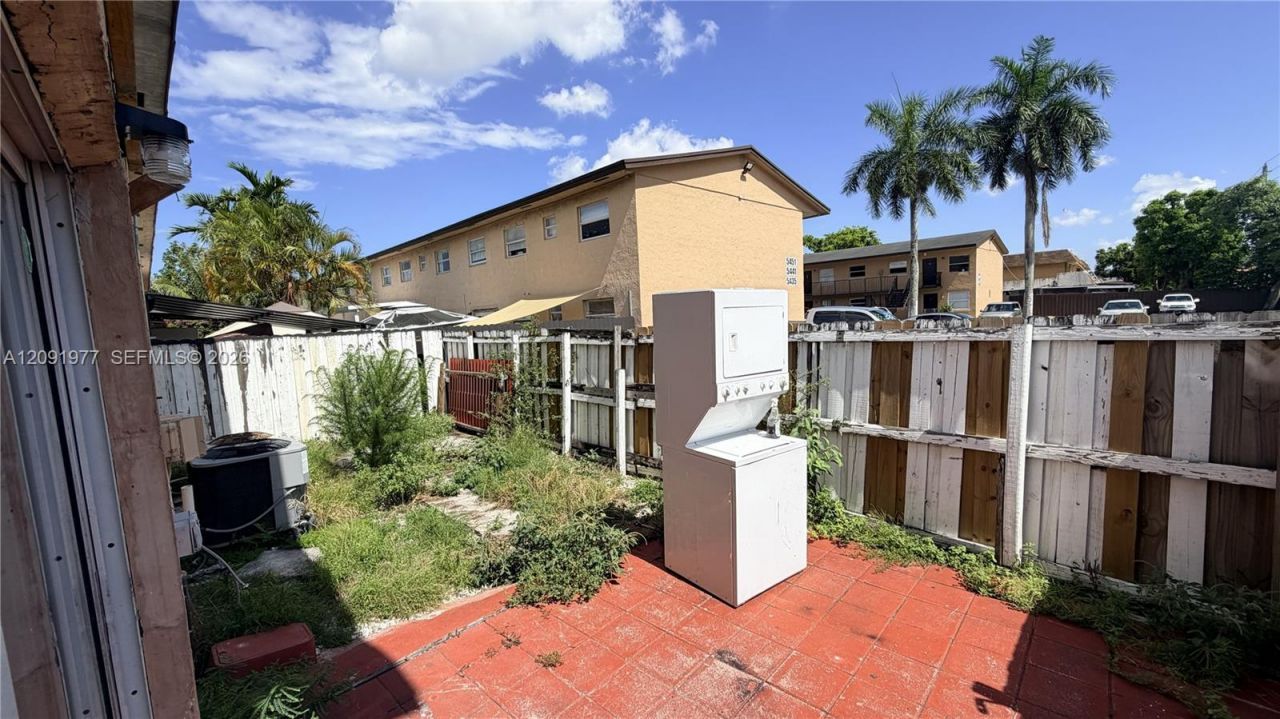 5461 W 24th Ave, Unit 18, Hialeah, FL 33016 Photo