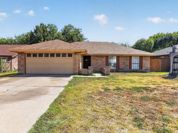 2413 Channing Drive, Grand Prairie, TX 75052