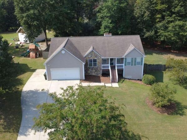 4345 Lexington Ridge Drive, Loganville, GA 30052