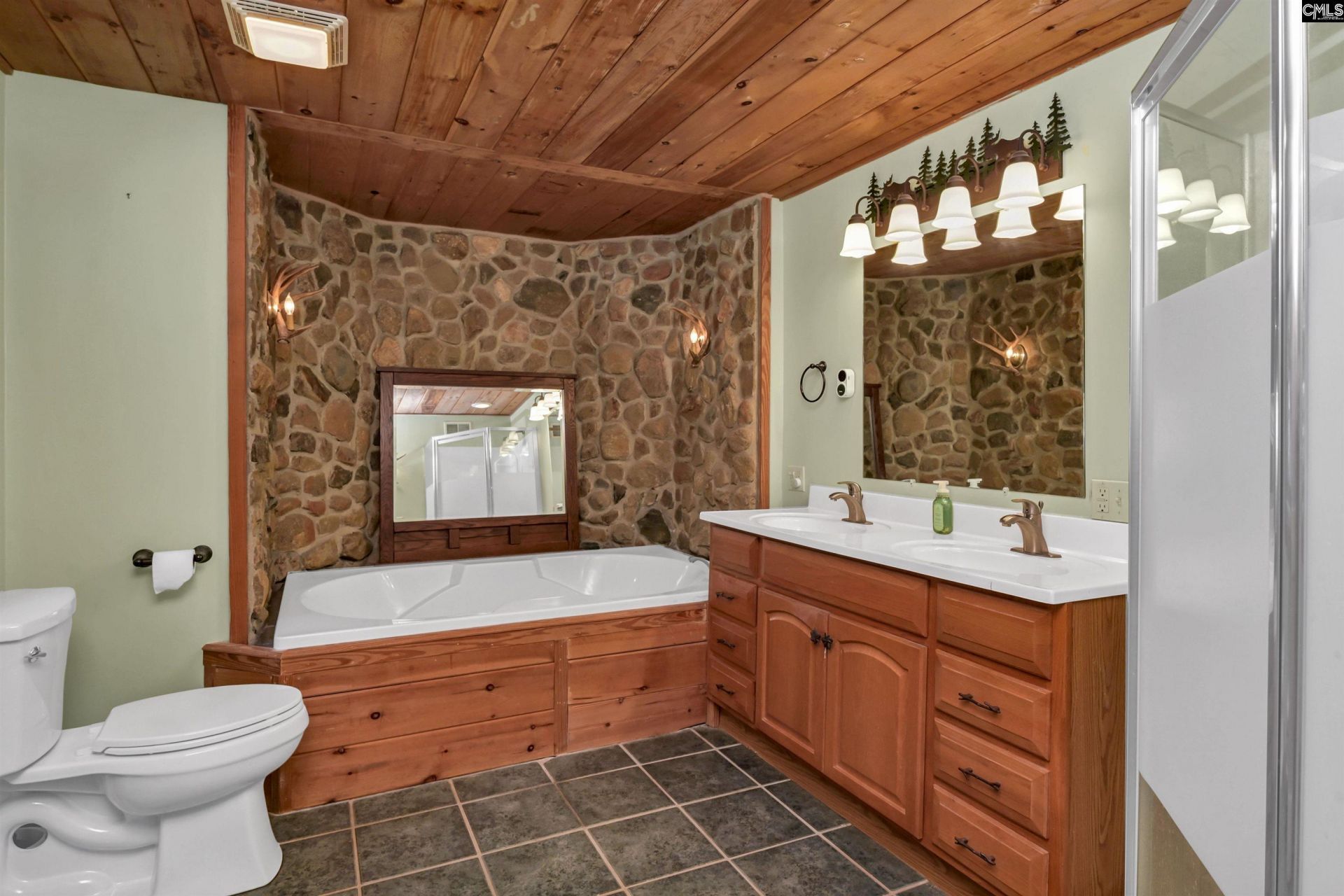 1040 Lawhorn Road  Photo 31