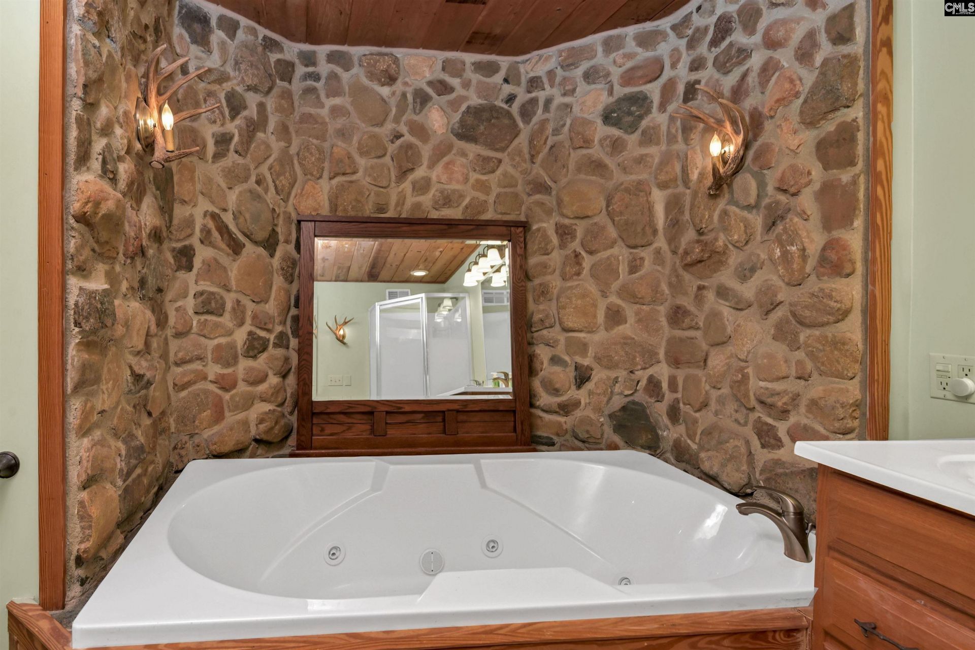 1040 Lawhorn Road  Photo 32