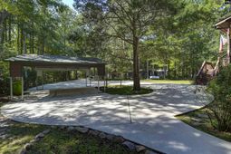 1040 Lawhorn Road  photo 4
