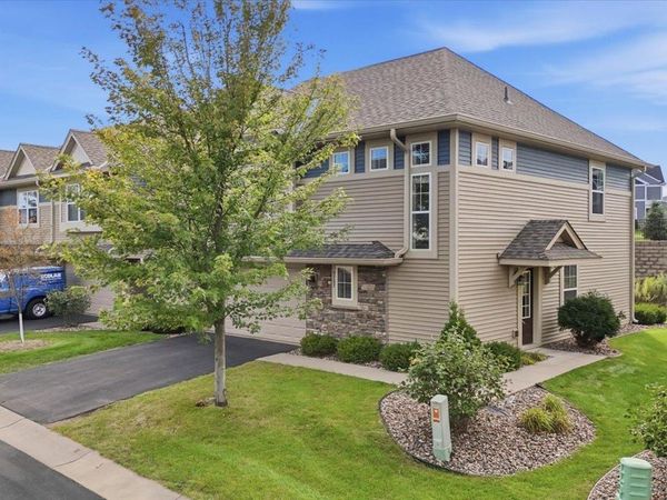 9757 5th Street Lane N, Lake Elmo, MN 55042