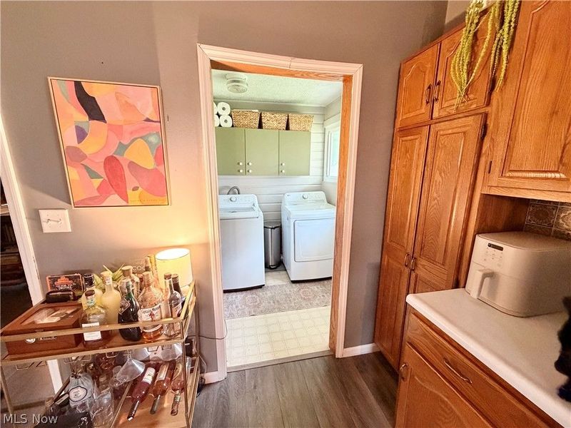 127 Deersville Avenue, Uhrichsville, OH 44683 Photo 6