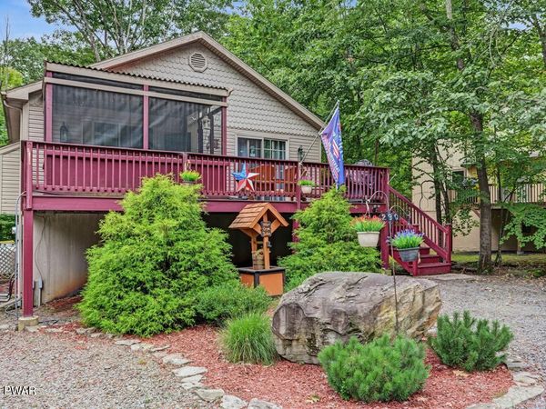 290 Chestnuthill Drive, Lake Ariel, PA 18436