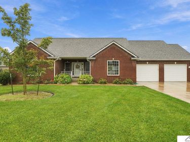 805 Fairway Court, Crete, NE 68333