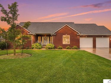 805 Fairway Court, Crete, NE 68333