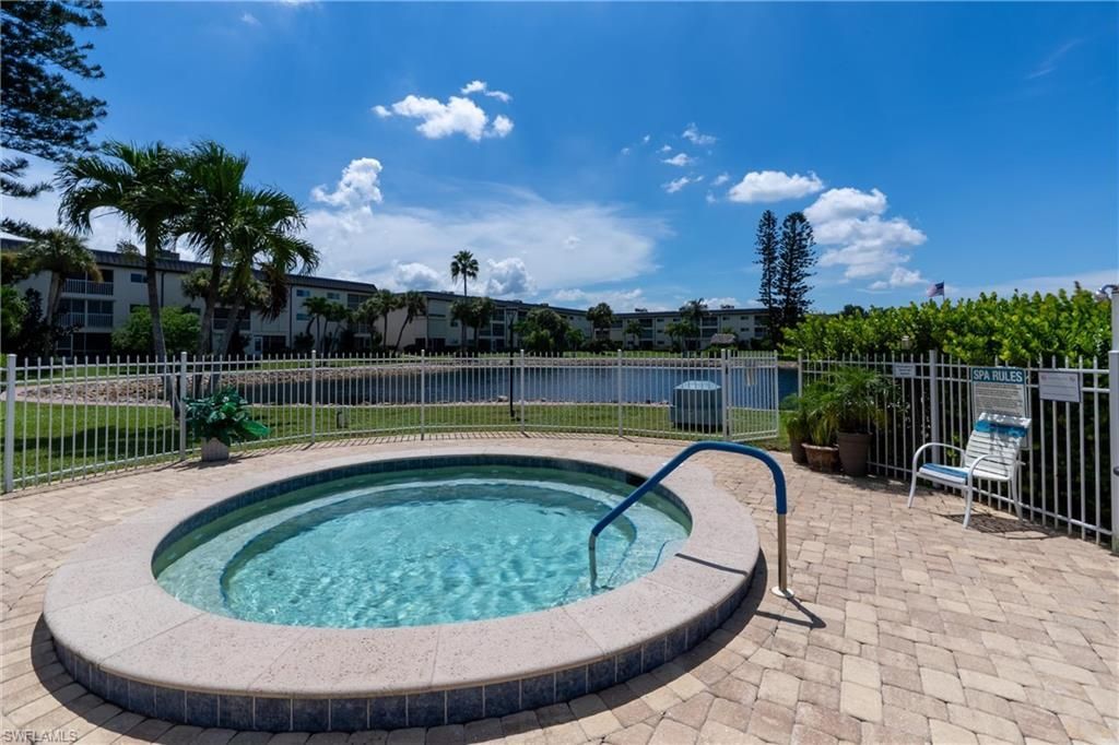 1000 Manatee Rd , Unit A102, Naples, FL 34114 Photo