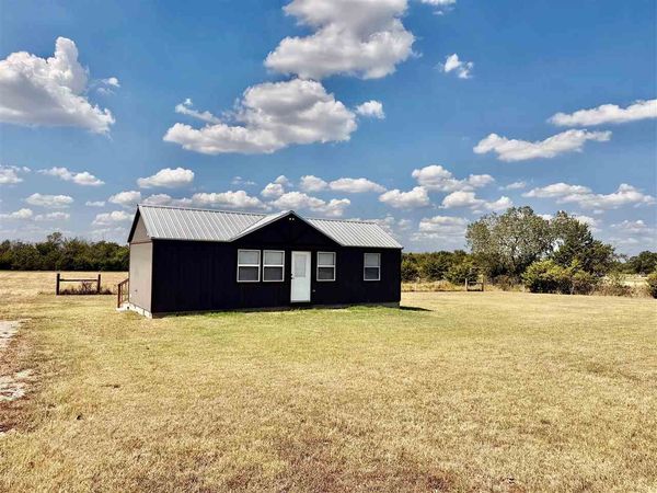 1225 N Oklahoma Street, Tryon, OK 00000
