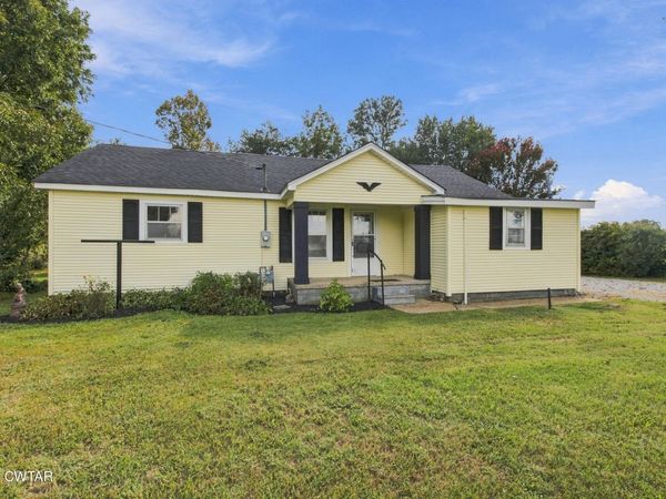 1 Grissom Road , Dyer, TN 38330