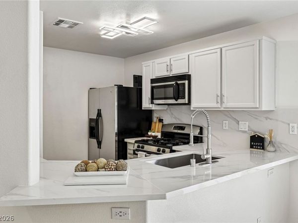 9957 Keephills Street, Las Vegas, NV 89183