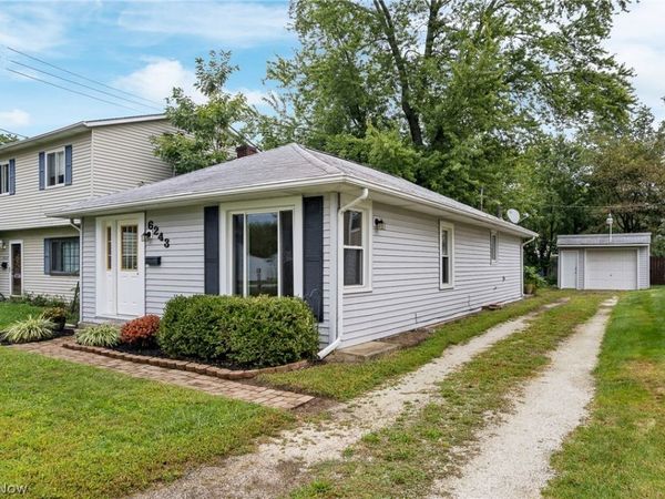 6243 Iroquois Trail, Mentor, OH 44060
