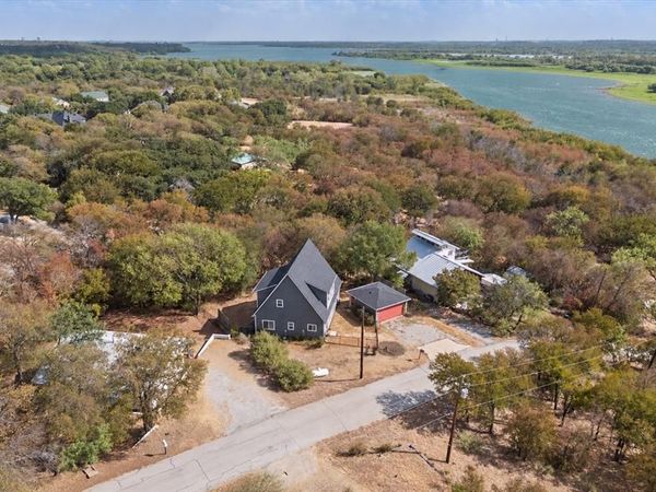 3910 Pocahontas Drive, Flower Mound, TX 75022