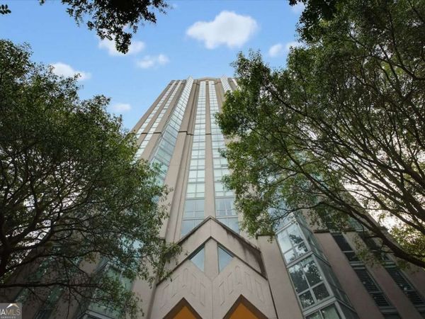 2870 Pharr Court South NW, Unit 2006, Atlanta, GA 30305