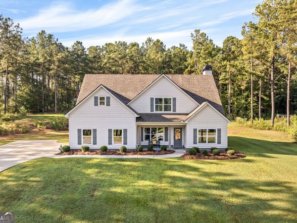 100 Dove Creek Court, Lagrange, GA 30241