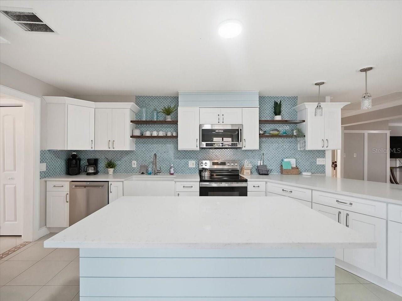 4087 Gulf Coast Drive, Hernando Beach, FL 34607 Photo