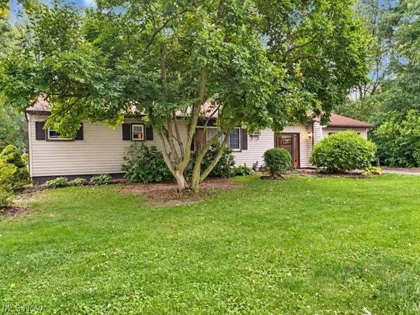 10208 Johnnycake Rdg Road , Painesville, OH 44077