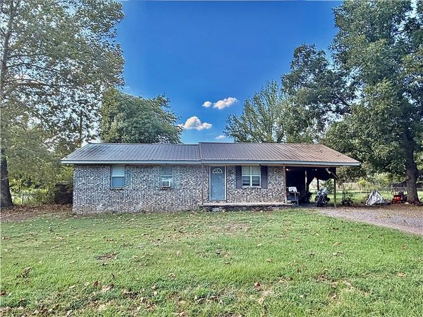 114 S Marvin Street , Havana, AR 72842