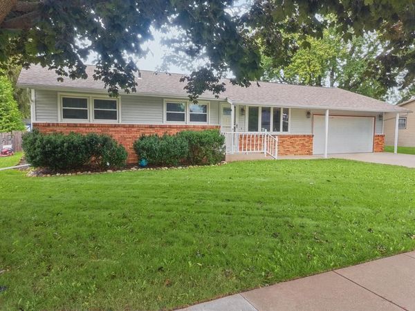 504 Westview Ave AVENUE, Clinton, WI 53525