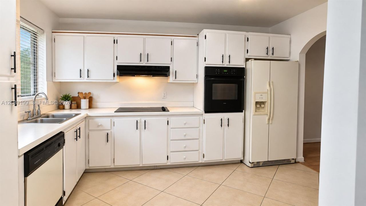 605 S State Road 7, Unit 3H, Margate, FL 33068 Photo