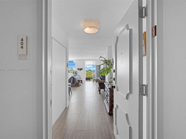 2100 Sans Souci Blvd , Unit C404, North Miami, FL 33181
