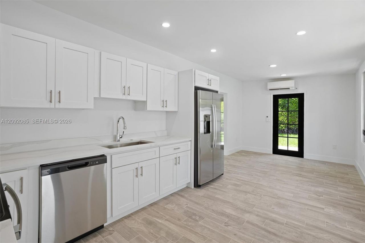 434 Aragon Ave , Coral Gables, FL 33134 Photo