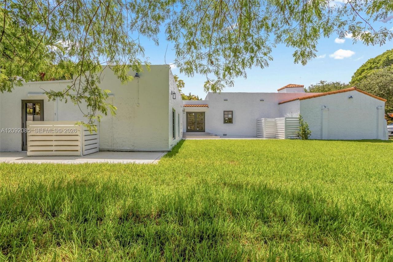 434 Aragon Ave , Coral Gables, FL 33134 Photo