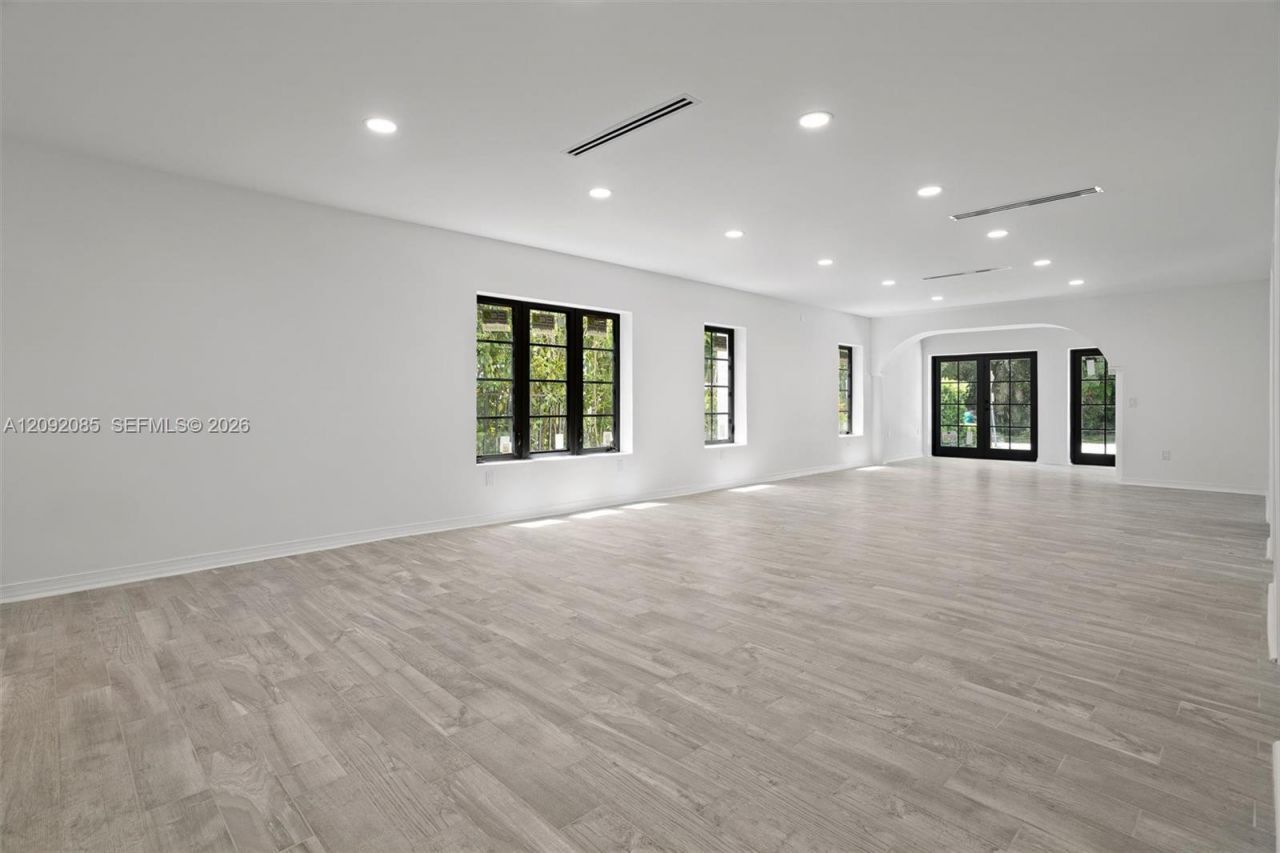 434 Aragon Ave , Coral Gables, FL 33134 Photo