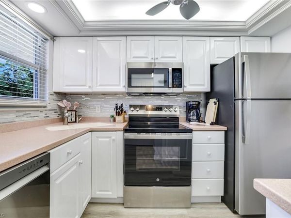 200 Forest Lakes BLVD , Unit 204, NAPLES, FL 34105