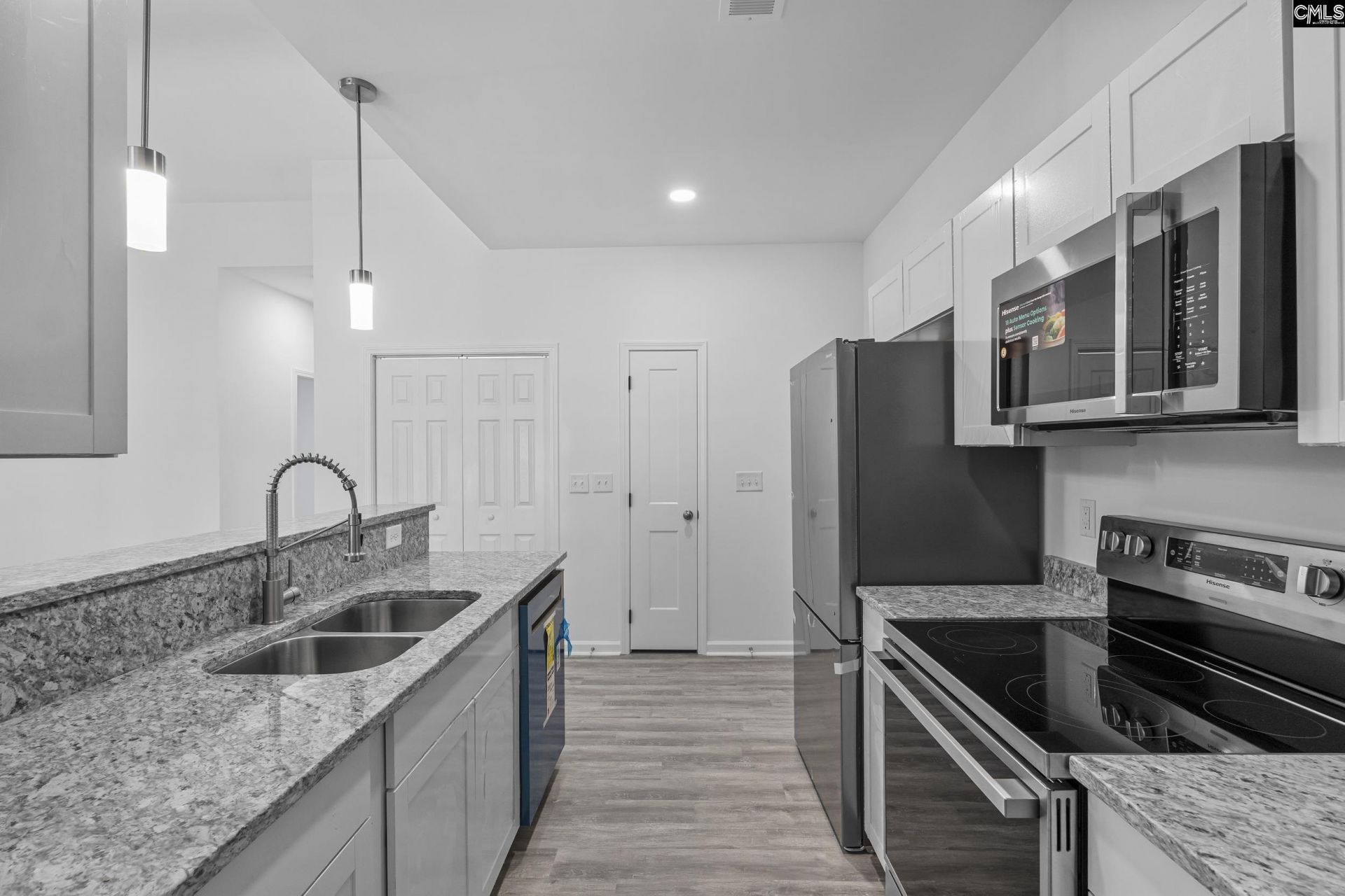 104 Kelsey Street Photo 11