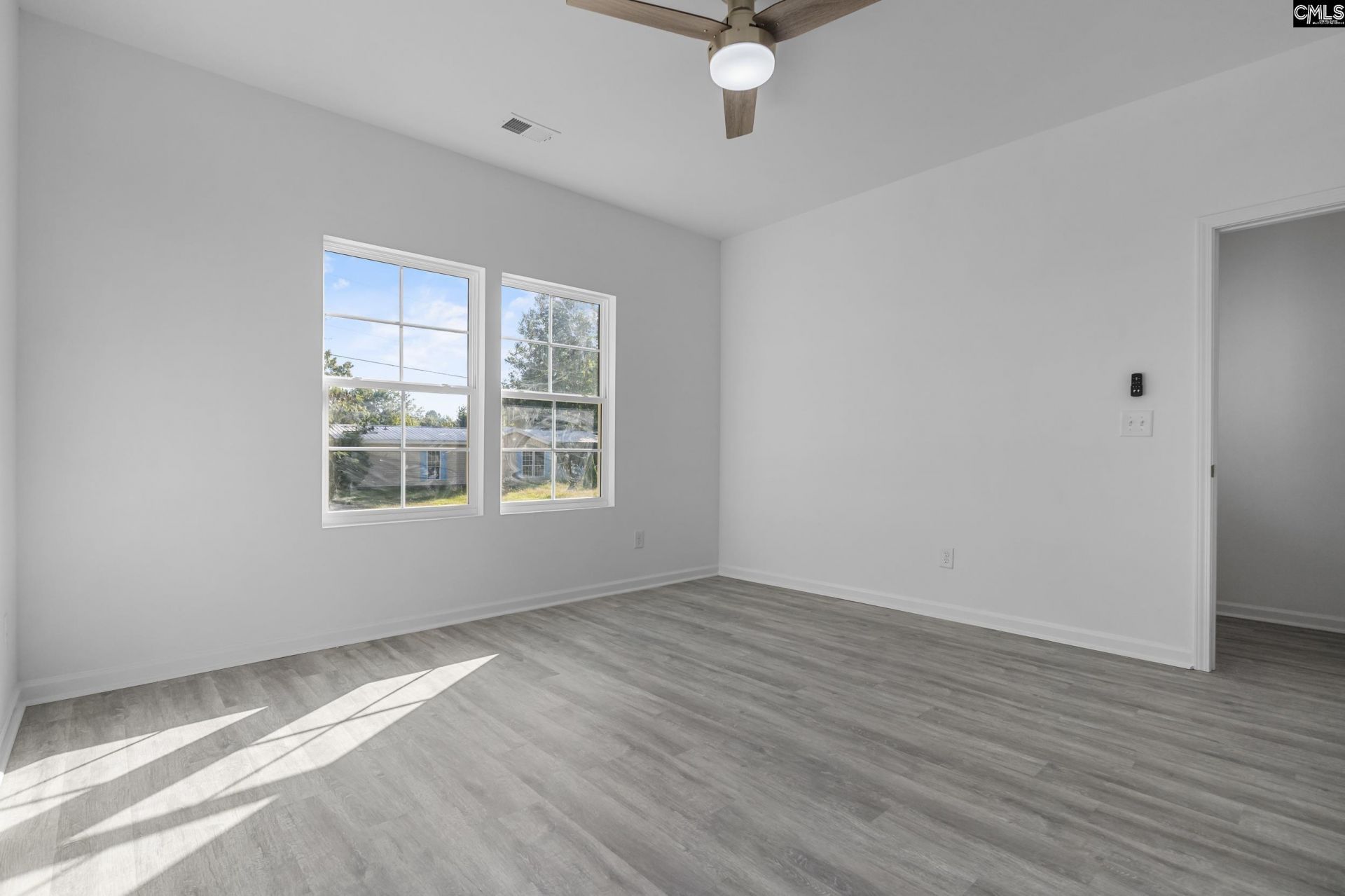 104 Kelsey Street Photo 12