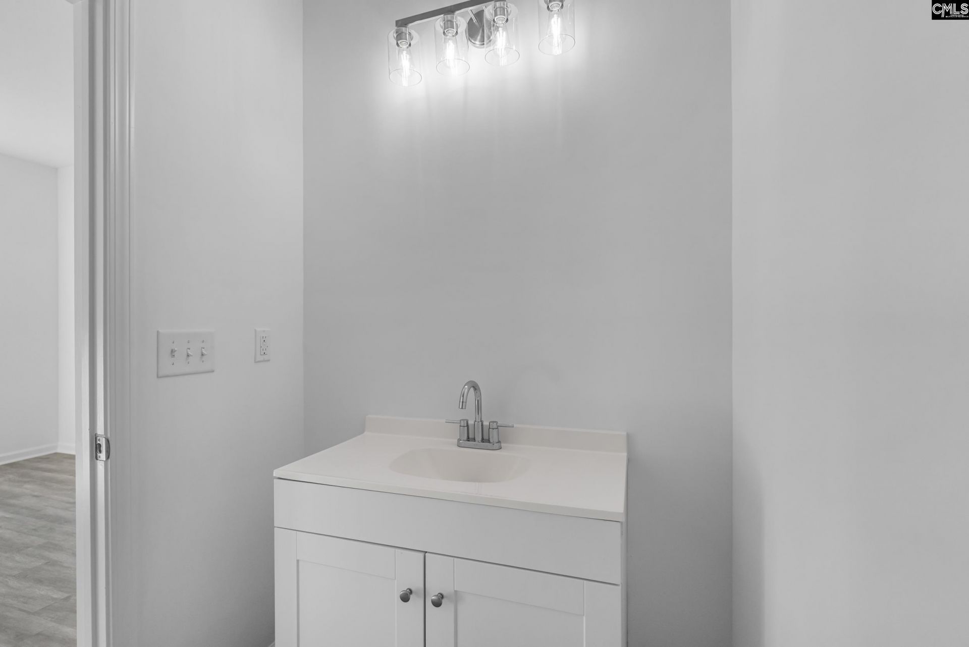 104 Kelsey Street Photo 14