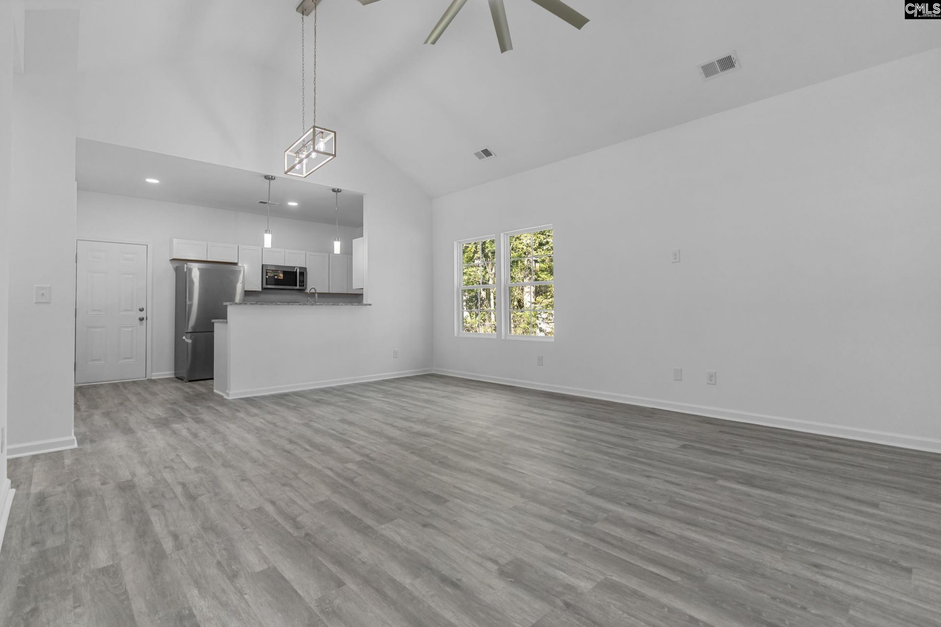 104 Kelsey Street Photo 5