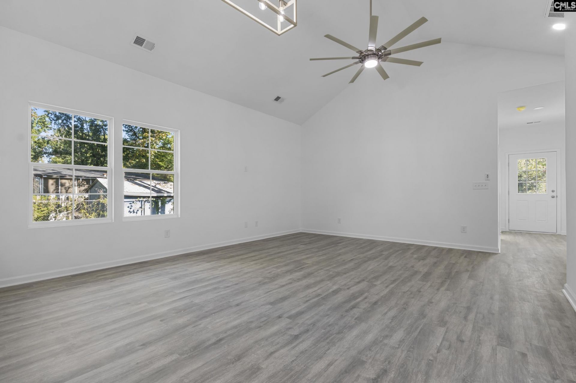 104 Kelsey Street Photo 7