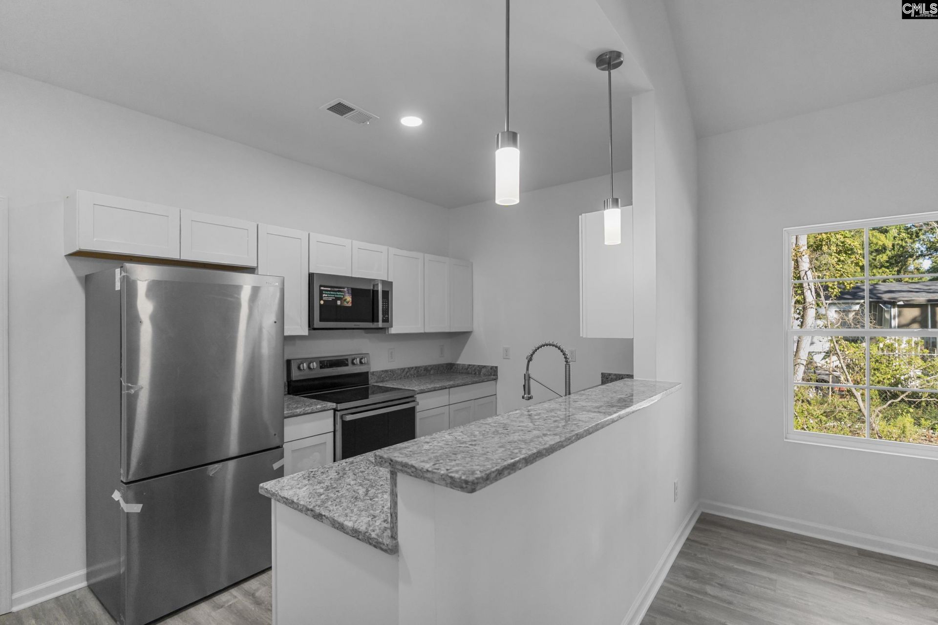 104 Kelsey Street Photo 8