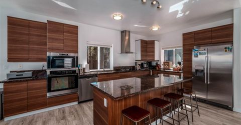 628 Kiowa Drive, South Lake Tahoe, CA 96150 Photo