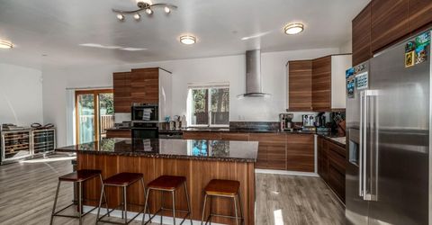 628 Kiowa Drive, South Lake Tahoe, CA 96150 Photo