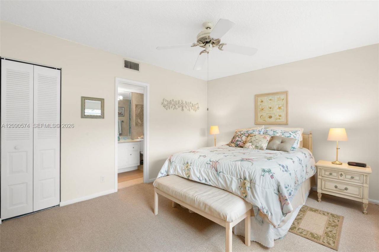 1040 Country Club Dr , Unit 208, Margate, FL 33063 Photo