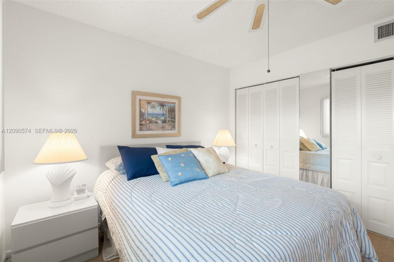 1040 Country Club Dr , Unit 208, Margate, FL 33063 Photo