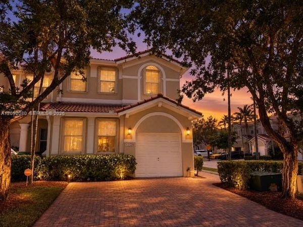 12529 SW 124th Ct , Miami, FL 33186