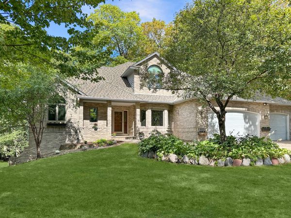 15920 37th Avenue N, Plymouth, MN 55446