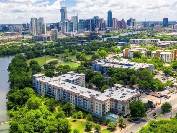 1900 Barton Springs RD, Unit 2013, Austin, TX 78704