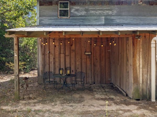 242 Cody LN, Bastrop, TX 78602