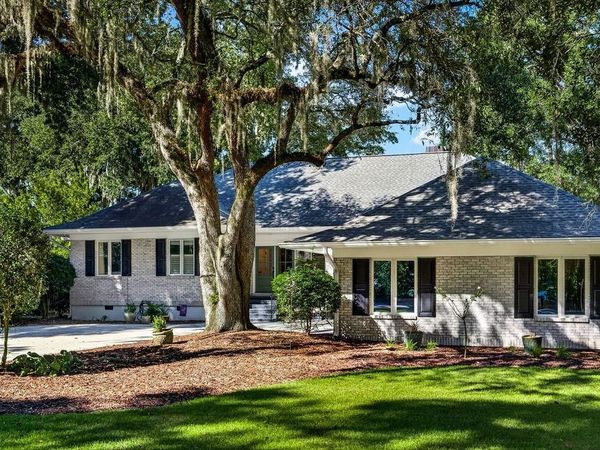133 Blue Heron Rd., Georgetown, SC 29440