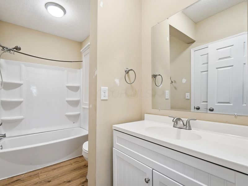 5097 Columbia Road SW, Pataskala, OH 43062 Photo 17