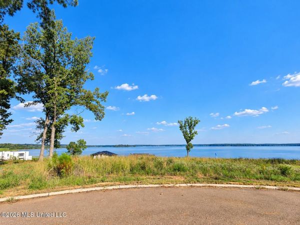 123 Neptune Shore, Canton, MS 39046