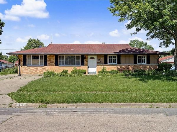 11 Hillgard Street, Dayton, OH 45426