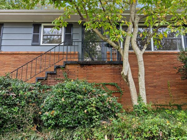 2526 Avalon Cir , Chattanooga, TN 37415