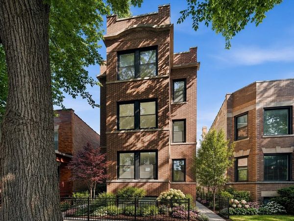 2442 W Wilson Avenue , Unit 3, Chicago, IL 60625